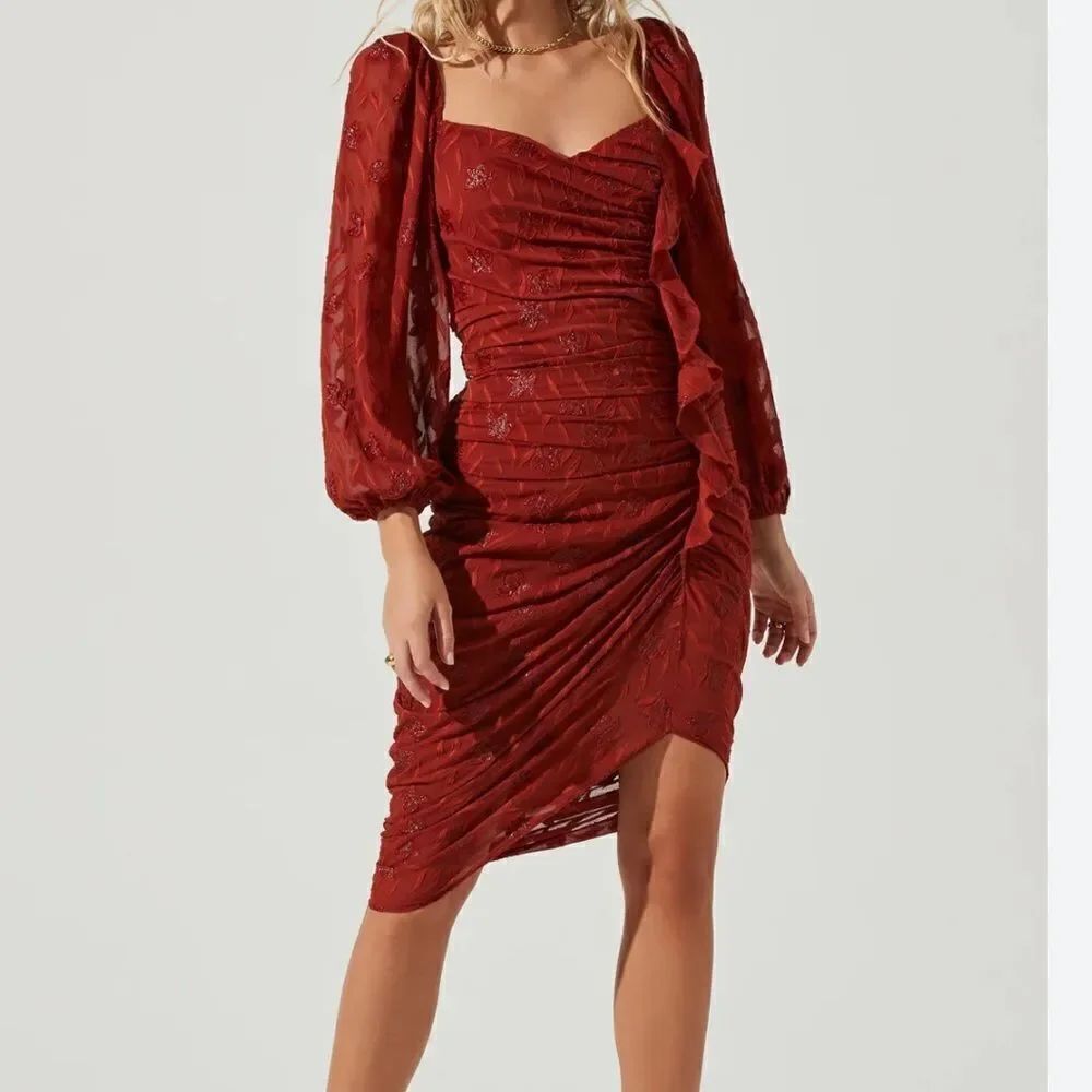 ASTR ATHENS RUCHED PUFF SLEEVE BURNOUT MIDI DRESS